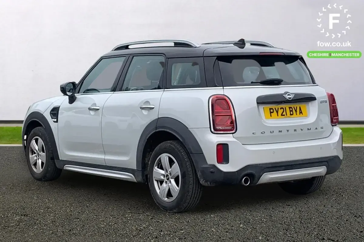 Usado Mini Cooper Comfort 2021 Plateado Utilitario