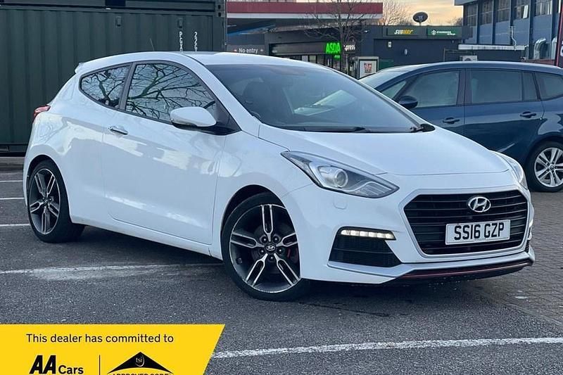 Used 2016 Hyundai i30 Turbo Hatchback | £6,349 (Fair price) - Image 1/1