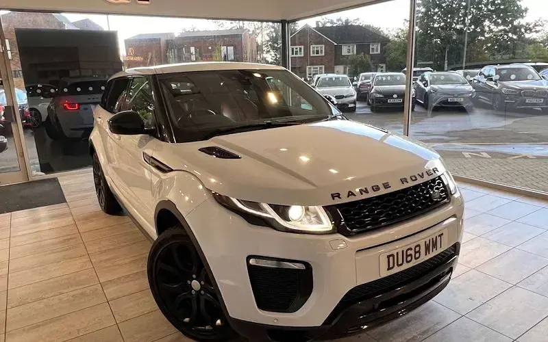 Used Land Rover Range Rover evoque HSE Dynamic 179 HP (131 kW) 2018 White SUV