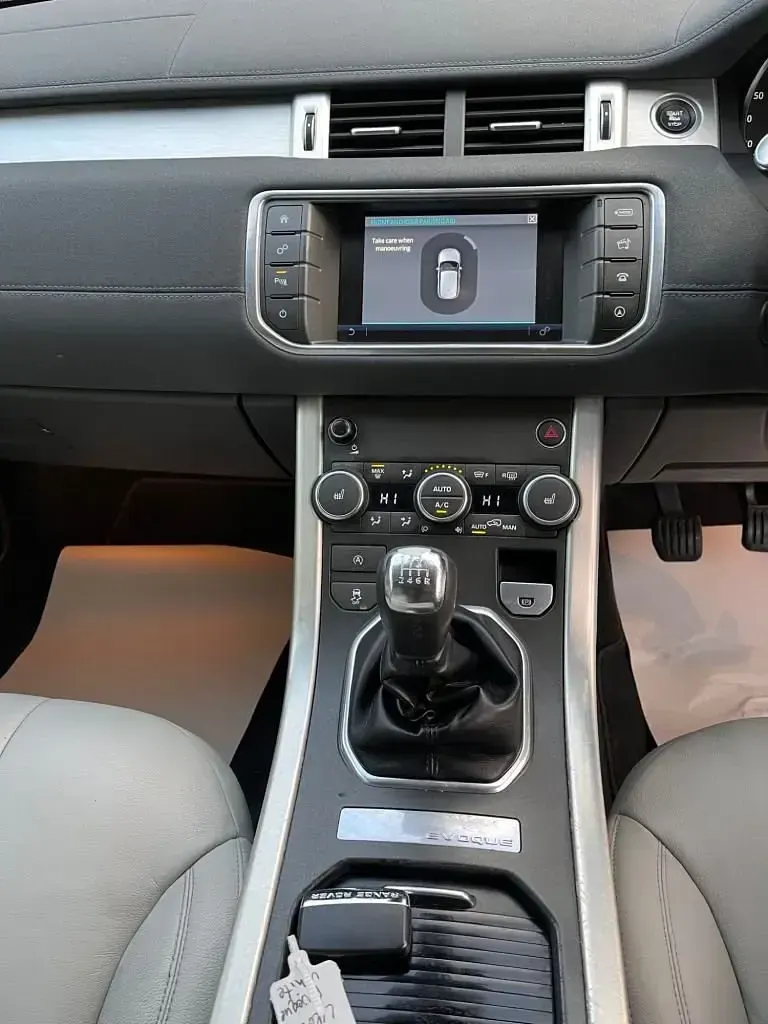 Begagnad Land Rover Range Rover evoque SE 150 HK (110 kW) 2016 Vit Kombi