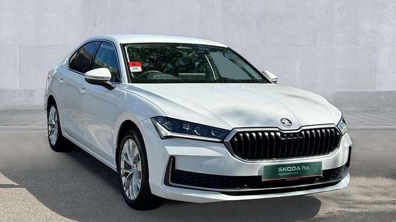 Pure white Used 2025 Skoda Superb SE L Hatchback | £30,990 - Image 1/4