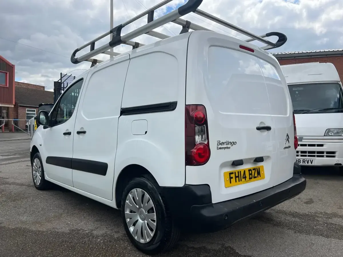 Usado Citroën Berlingo 75 HP (55 kW) 2014 Branco Monovolume