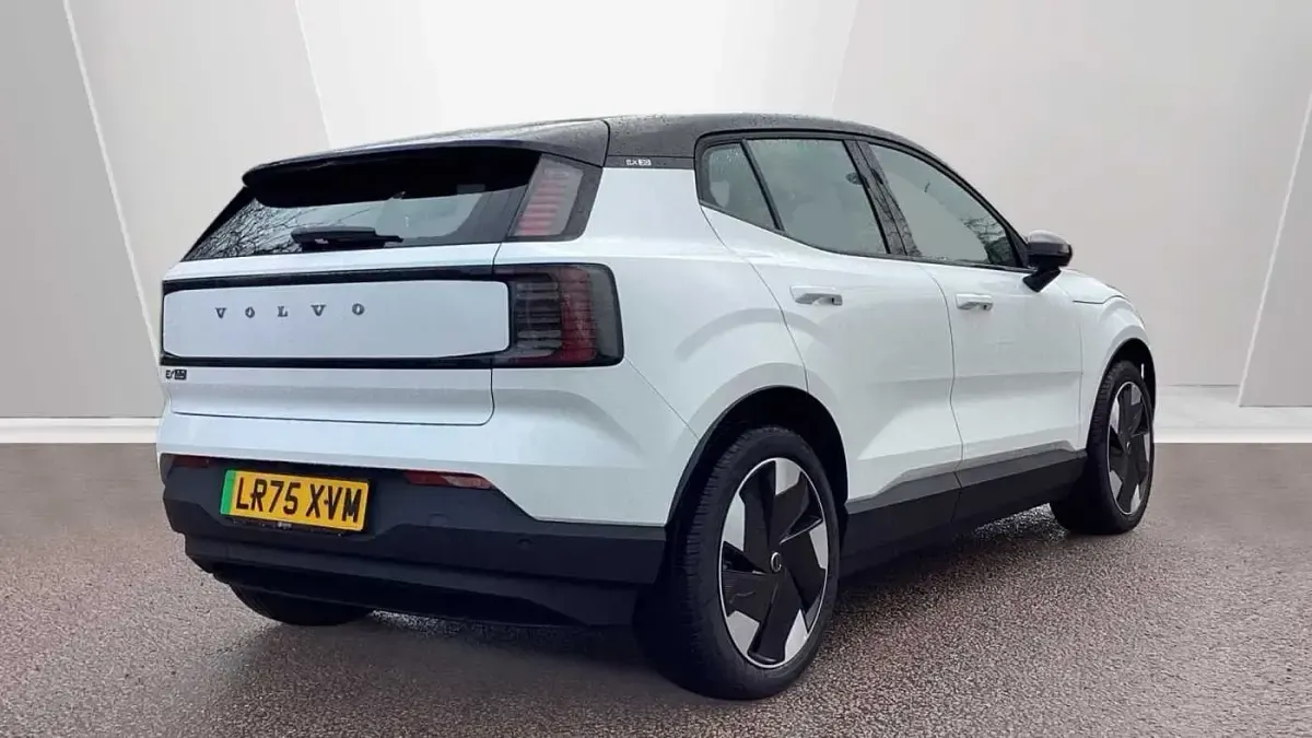 New Volvo EX30 Performance 314 kW (428 HP) 2025 White SUV