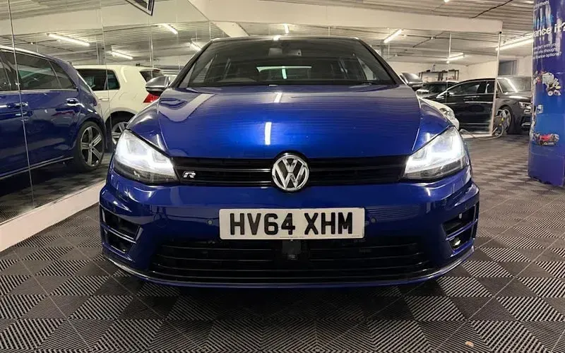 Second-hand VW Golf VII R 300 CP (220 kW) 2016 Hatchback
