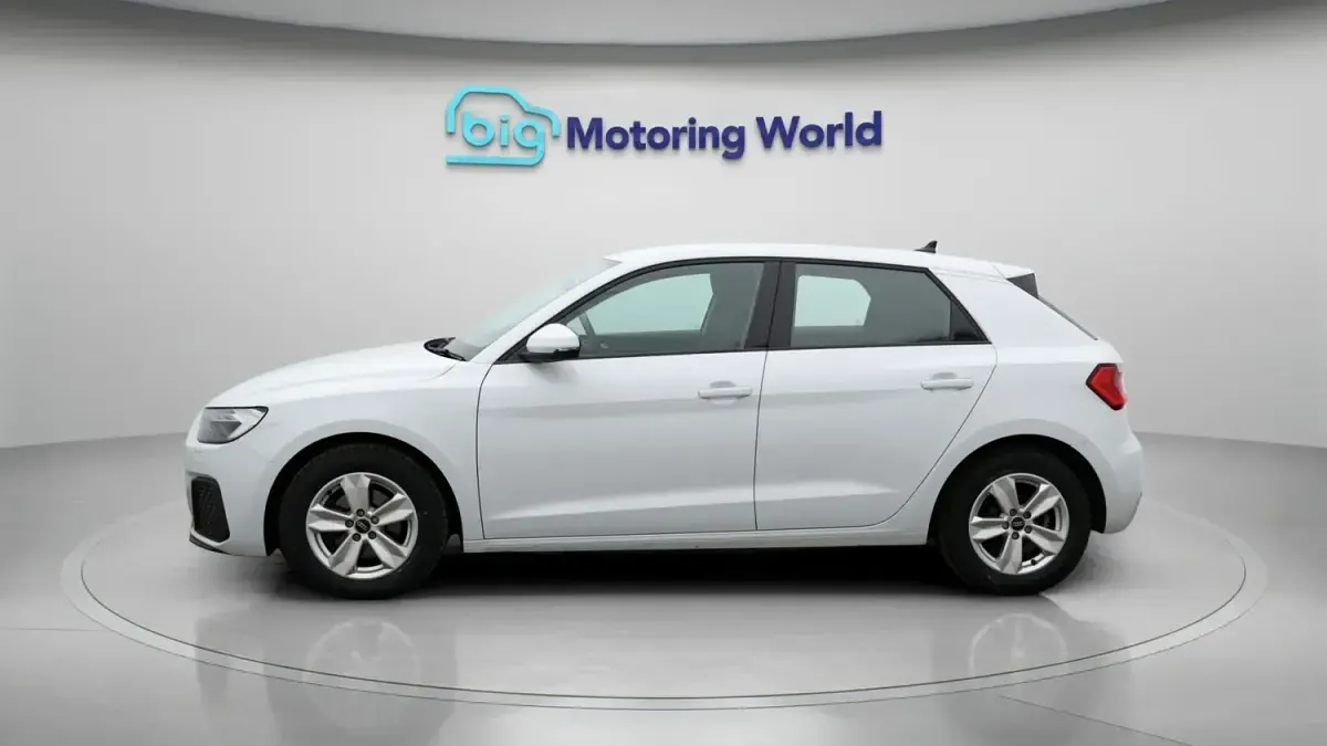 Begagnad Audi A1 2023 Vit SUV