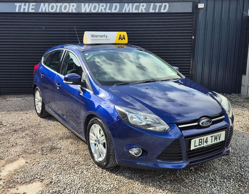 Used Ford Focus Titanium 125 HP (91 kW) 2014 Blue Hatchback