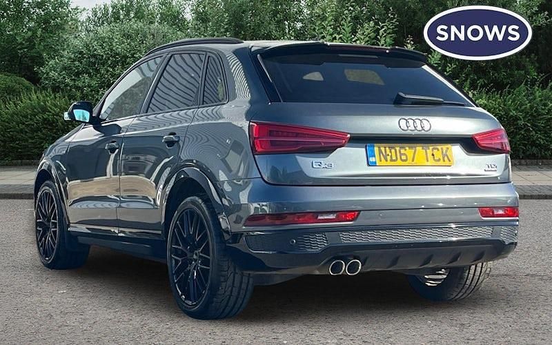 Usado Audi Q3 Black Edition 184 HP (135 kW) 2018 Cinzento SUV