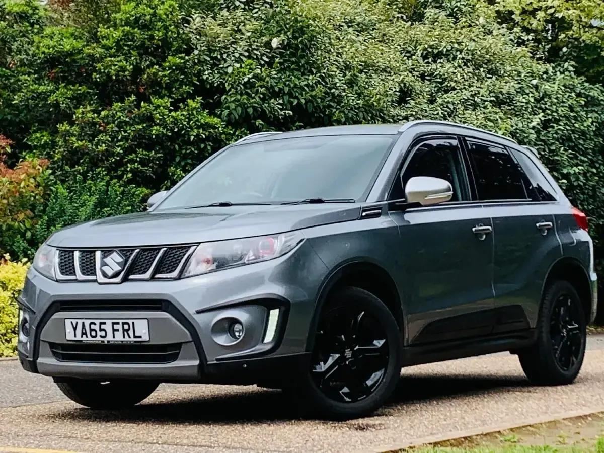 Used Suzuki Vitara 140 HP (102 kW) 2016 Grey SUV