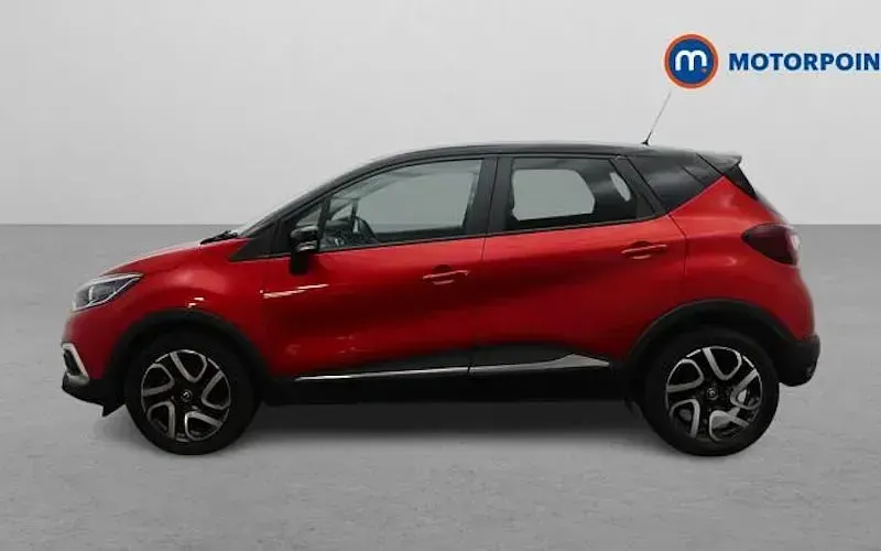 Usado Renault Captur Iconic 150 HP (110 kW) 2019 Vermelho SUV