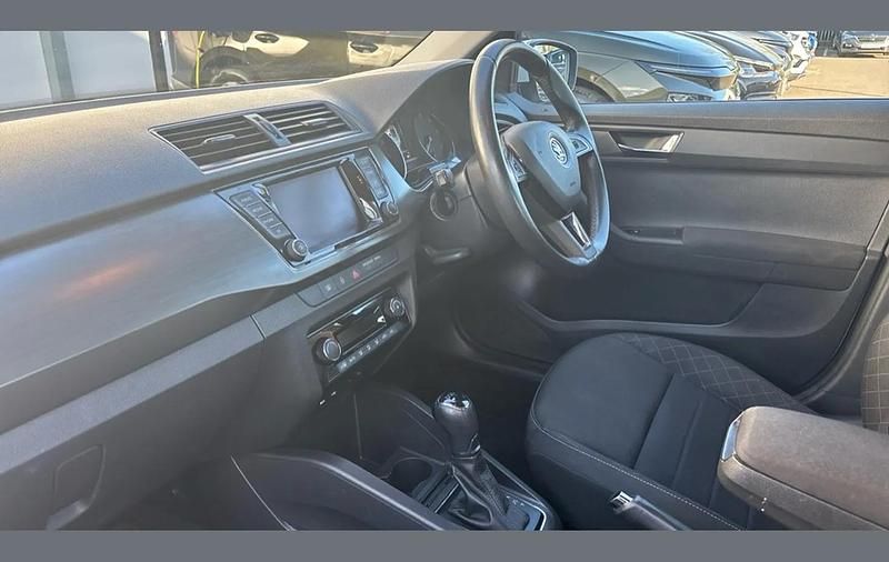 Used Skoda Fabia SE L 110 HP (80 kW) 2016 White Hatchback