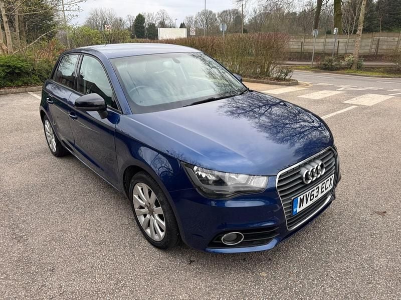 Begagnad Audi A1 Sport 2013 Blå Halvkombi