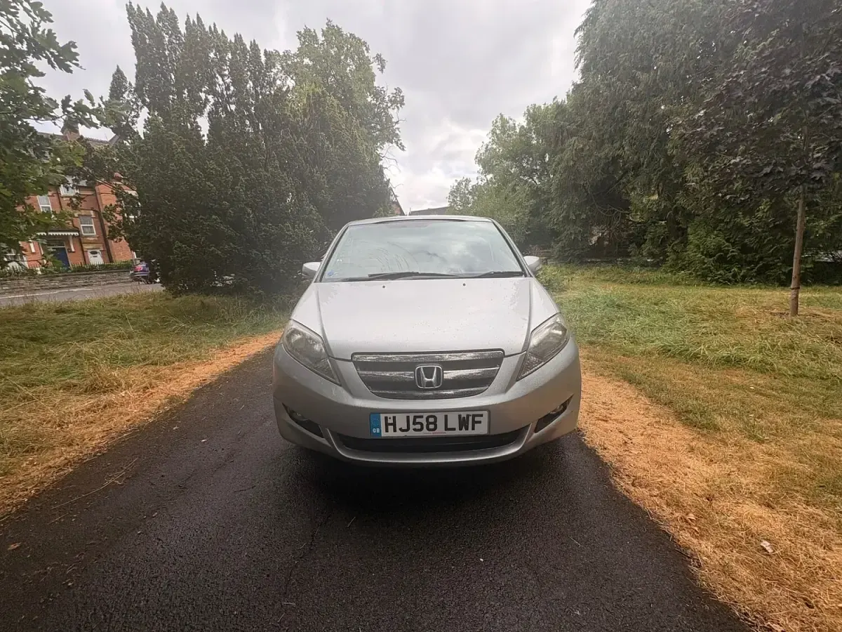 Used Honda FR-V ES 140 HP (102 kW) 2008 Silver MPV