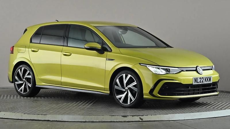 Used VW Golf VIII R-line 150 HP (110 kW) 2022 Yellow Hatchback