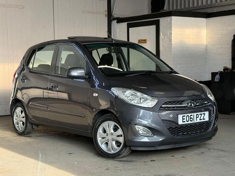 Used Hyundai i10 Style 86 HP (63 kW) 2011 Grey Hatchback