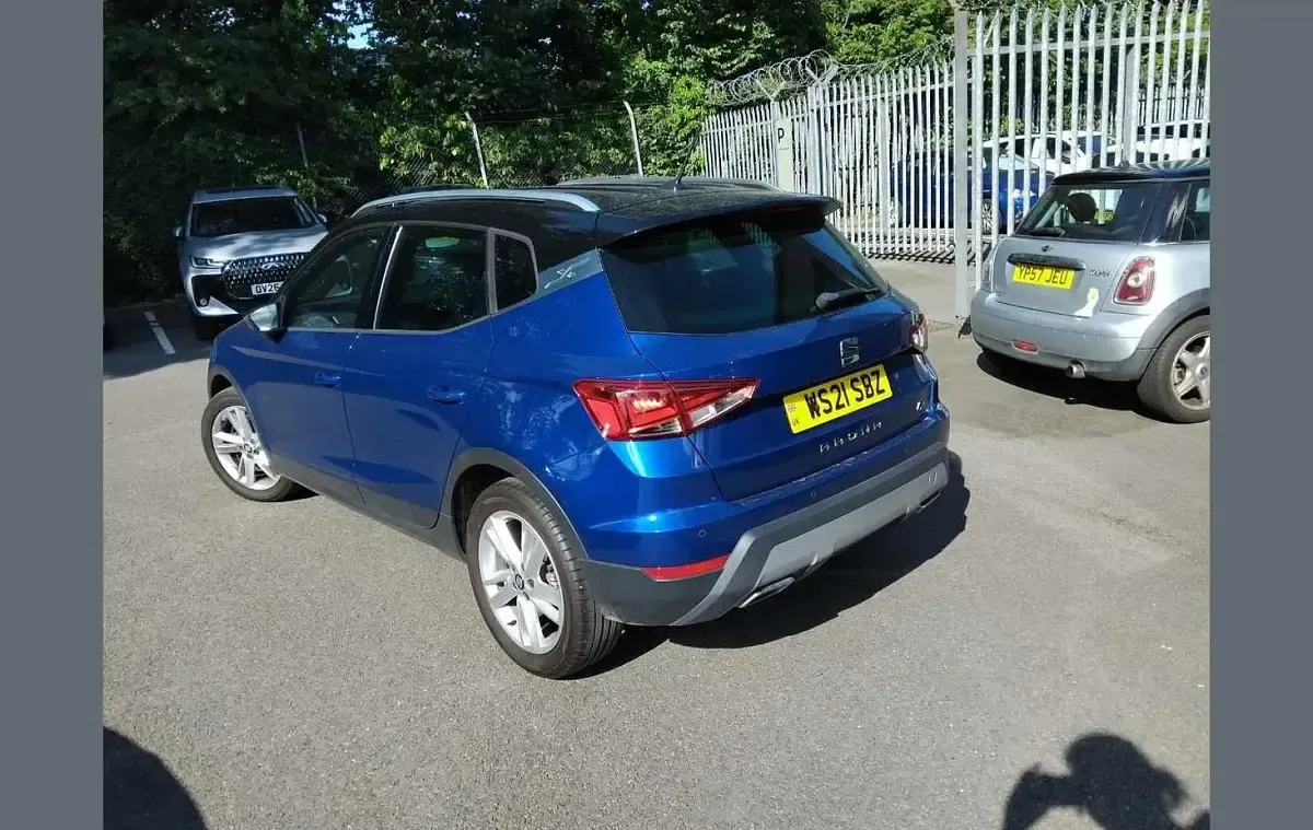 Used Seat Arona FR 150 HP (110 kW) 2021 Blue SUV