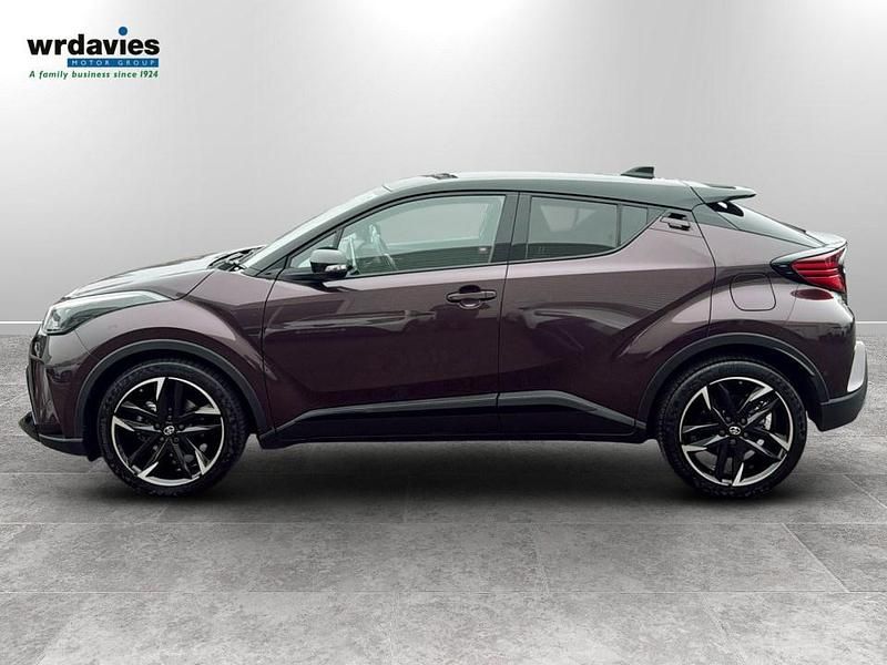 Used Toyota C-HR Sport 122 HP (89 kW) 2023 Deep amethyst / bi tone SUV