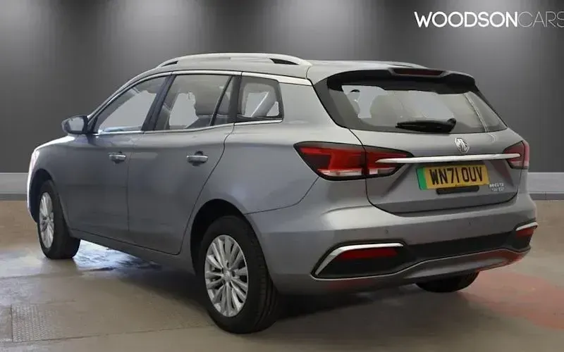 Used MG MG5 EV Exclusive 114 kW (156 HP) 2021 Silver Estate