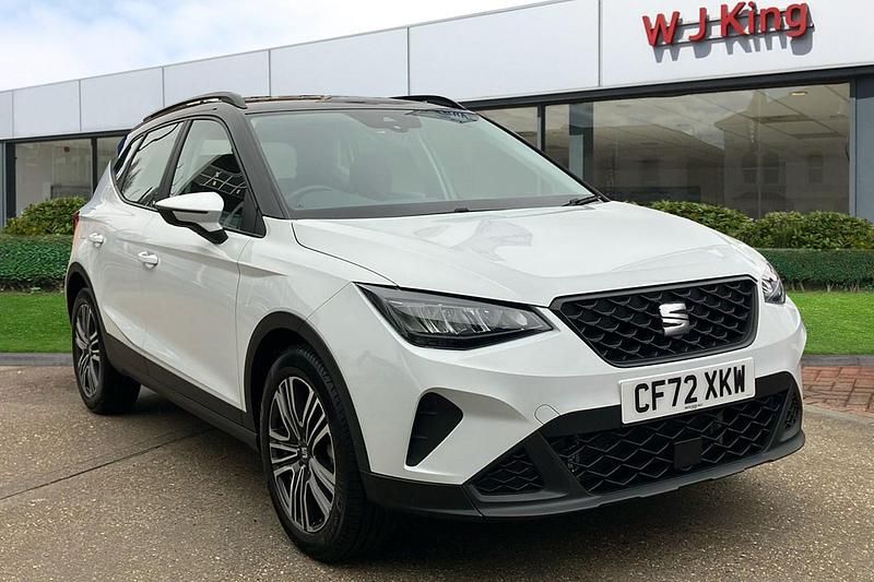 Used Seat Arona SE Technology 110 HP (80 kW) 2023 White SUV