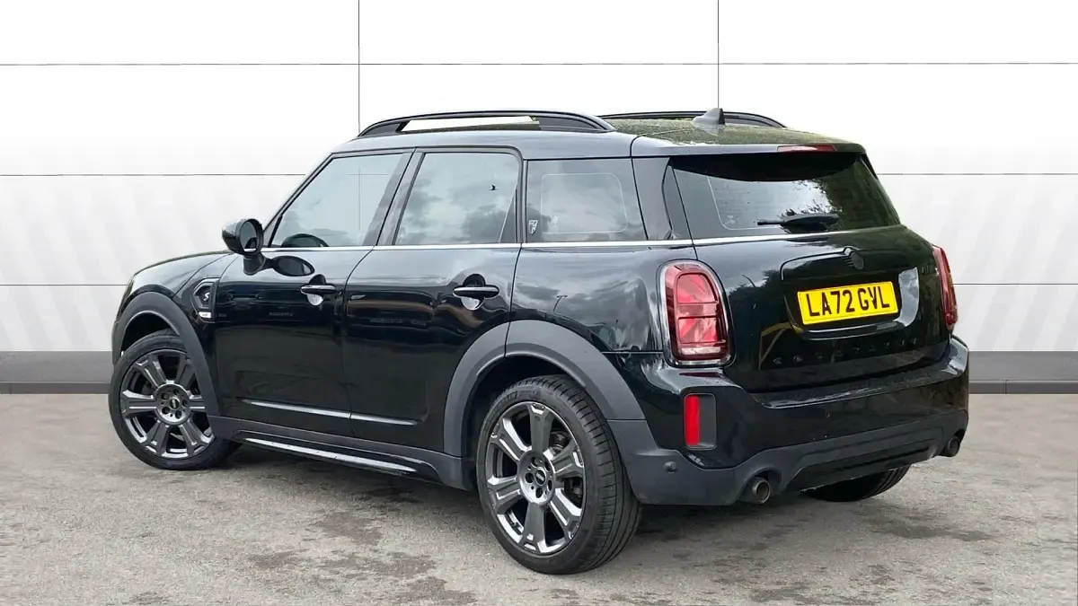 Used Mini Countryman Exclusive 178 HP (130 kW) 2022 Black SUV