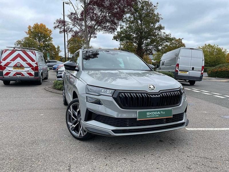 Meteor grey New 2025 Skoda Karoq SportLine SUV | £32,990 (Good price) - Image 1/4