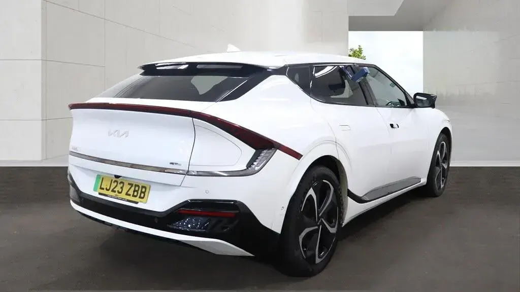 Used Kia EV6 GT-Line S 239 kW (325 HP) 2023 White SUV