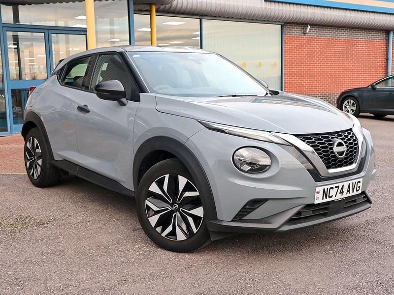 Ceramic grey Used 2025 Nissan Juke Acenta Premium SUV | £15,489 (Fair price) - Image 1/4