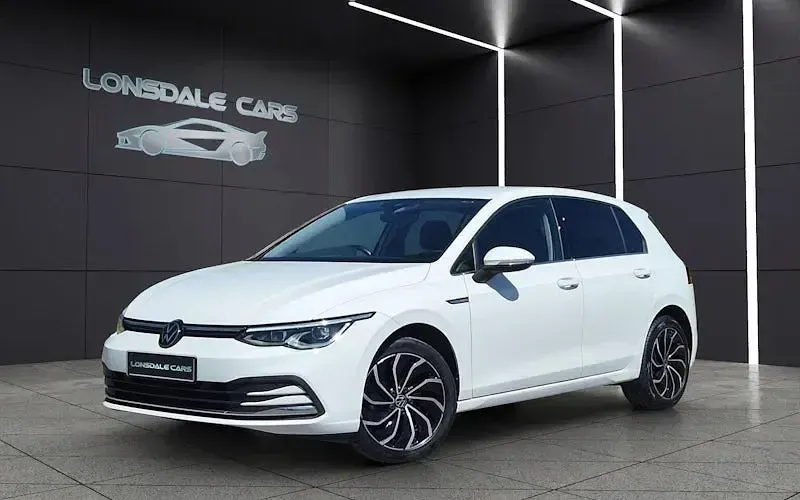 Usado VW Golf VIII Edition 131 HP (96 kW) 2023 Branco Citadino