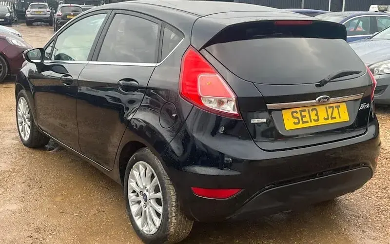 Used Ford Fiesta Titanium X 125 HP (91 kW) 2013 Black Hatchback