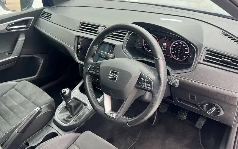 Used Seat Ibiza XCELLENCE Lux 95 HP (69 kW) 2019 Blue Hatchback