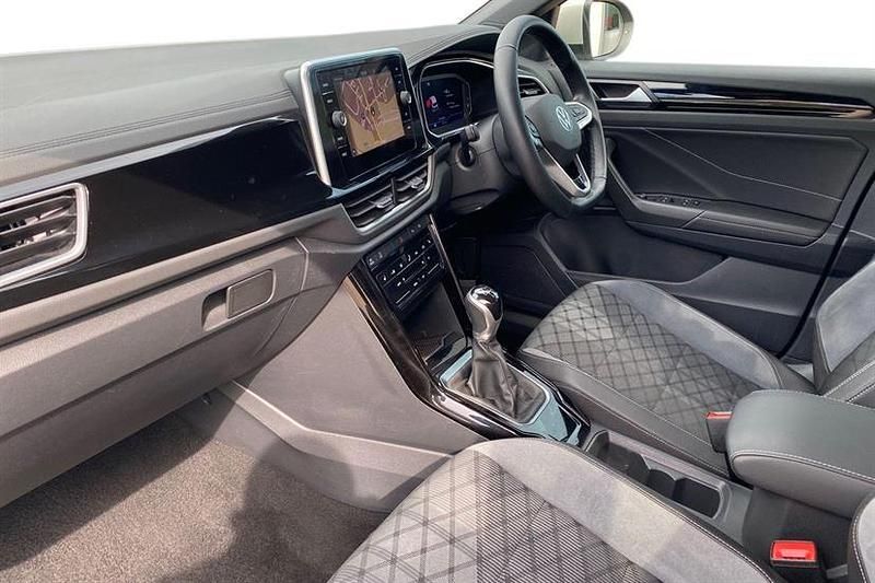 Used VW T-Roc R-line 150 HP (110 kW) 2024 Grey SUV