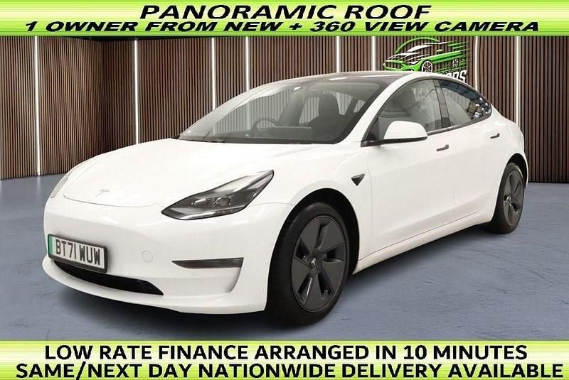 White Used 2021 Tesla Model 3 Sedan | £16,444 (Fair price) - Image 1/2