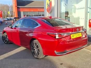 Used Lexus ES300H 218 HP (160 kW) 2022 Red Sedan