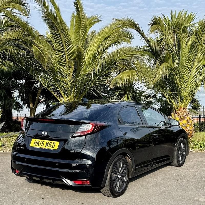 Used Honda Civic SR 120 HP (88 kW) 2015 Black Hatchback