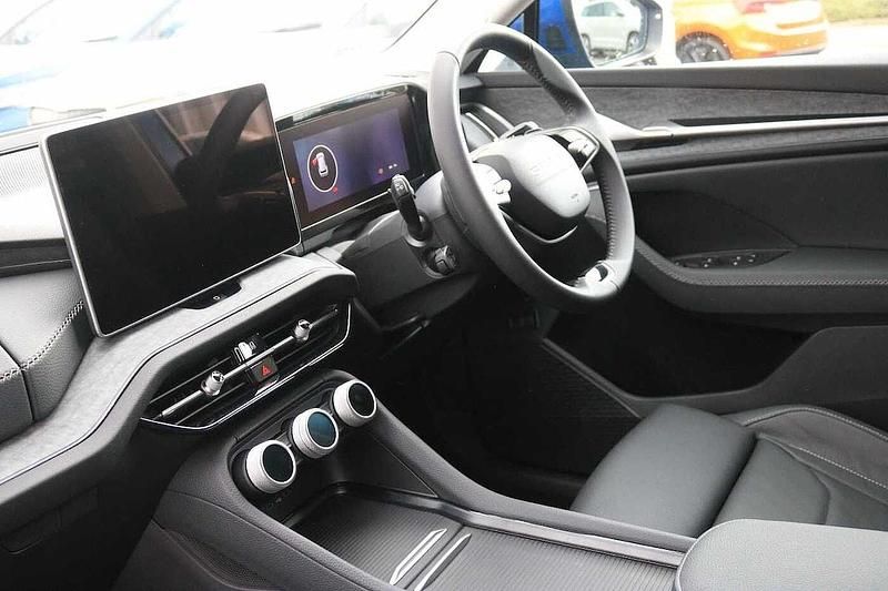 New Skoda Kodiaq SE L 110 HP (80 kW) 2026 Race blue metallic SUV