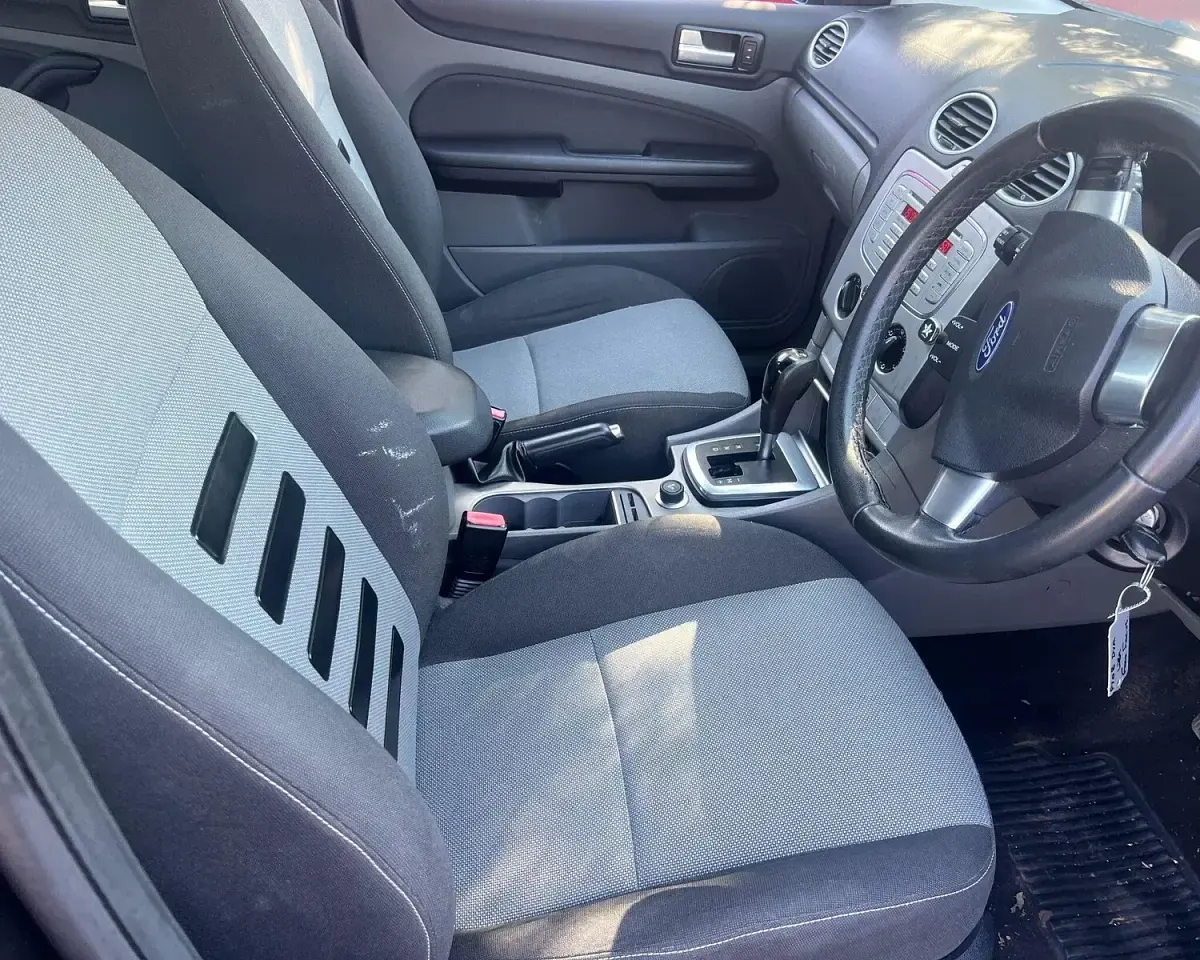 Used Ford Focus Zetec 100 HP (73 kW) 2008 Black Hatchback