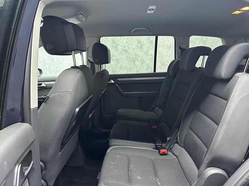 Used VW Touran SE 105 HP (77 kW) 2015 Blue MPV
