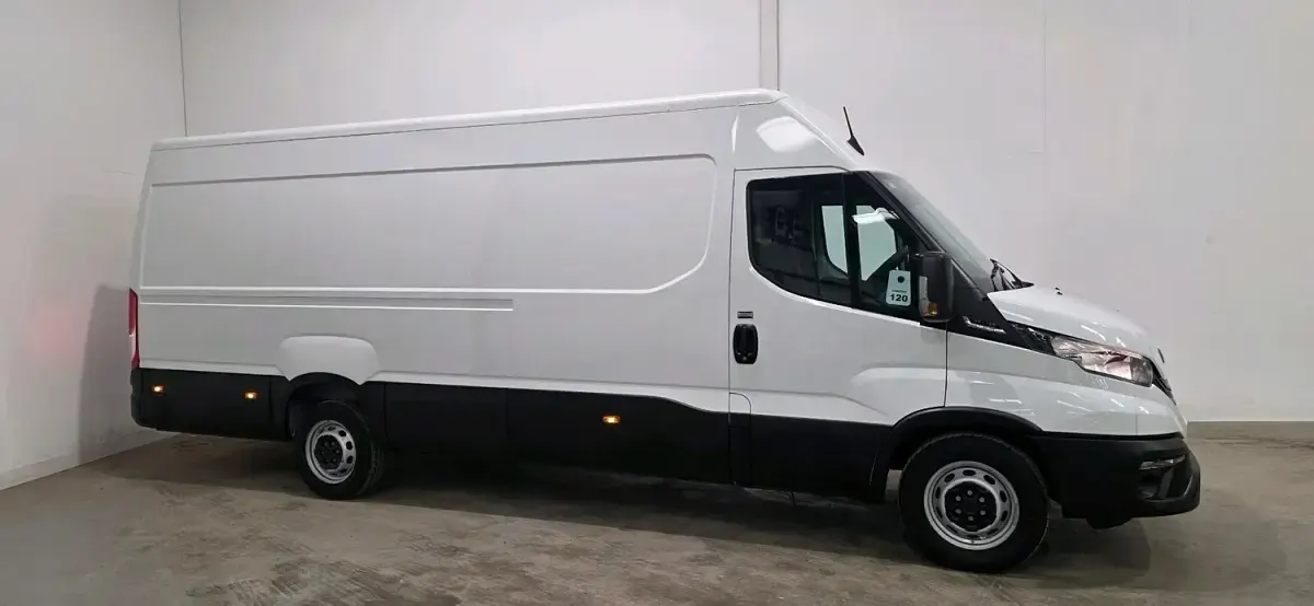 Used Iveco Daily 2025 White Van