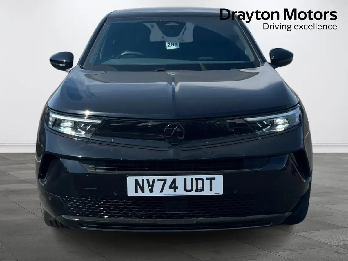 Used Vauxhall Mokka Ultimate 136 HP (100 kW) 2025 Black SUV