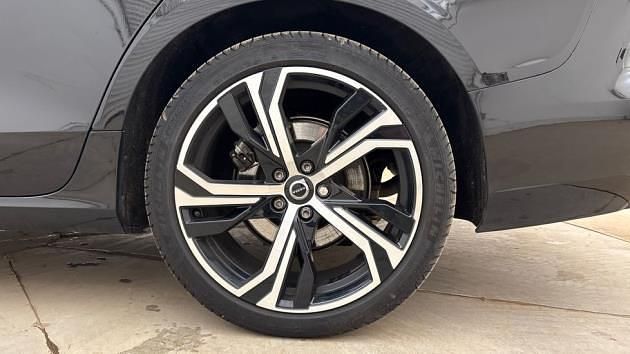 Used Volvo V60 Plus 197 HP (144 kW) 2026 Estate