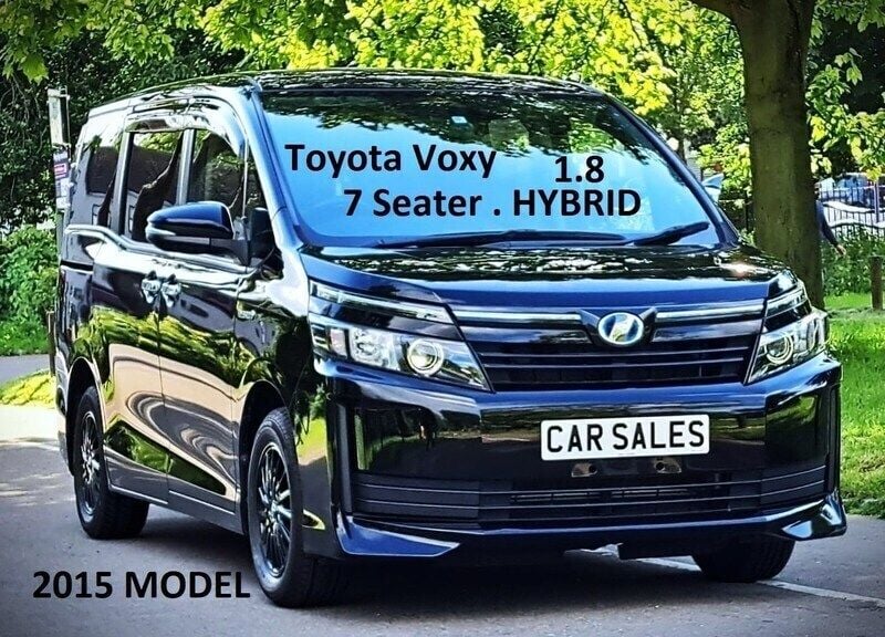 Bllack Used 2015 Toyota Voxy MPV | £11,990 (Fair price) - Image 1/4
