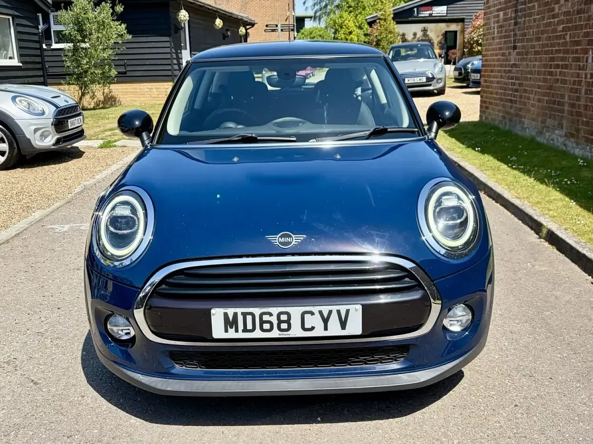 Used Mini Cooper Classic 2019 Blue Hatchback