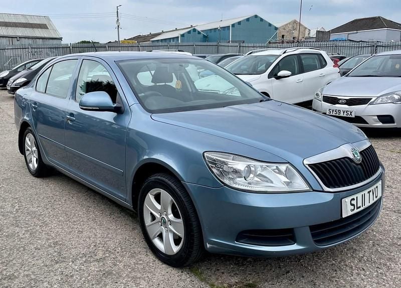 Grey Used 2011 Skoda Octavia SE Hatchback | £2,450 (Fair price) - Image 1/4