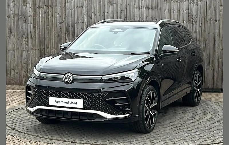 Used VW Tiguan R-line 272 HP (200 kW) 2024 Black SUV
