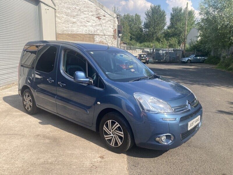 Blue Used 2014 Citroën Berlingo VTR Sport MPV | £7,995 (Fair price) - Image 1/4