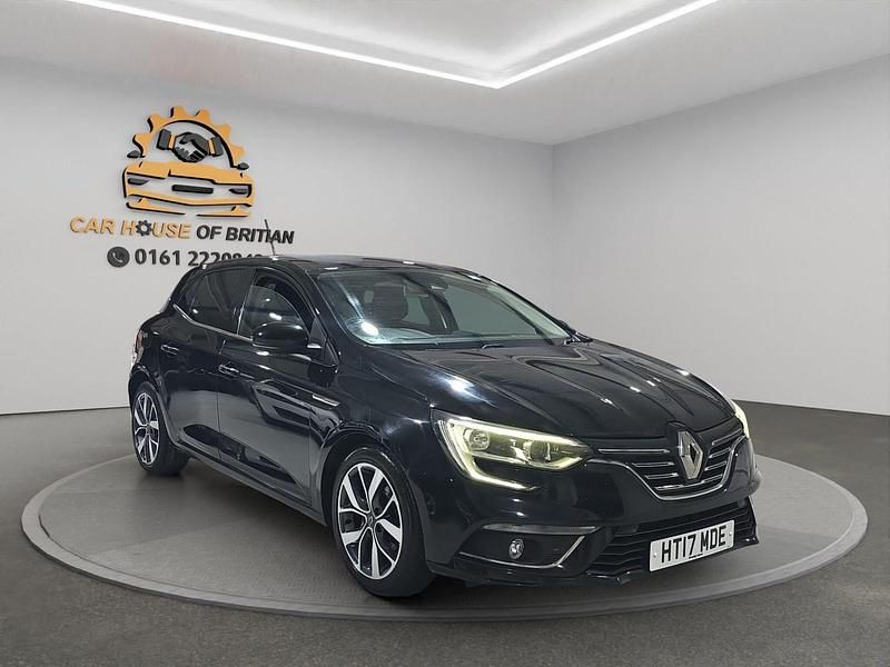 Used Renault Mégane IV Dynamique 130 HP (95 kW) 2017 Black Hatchback