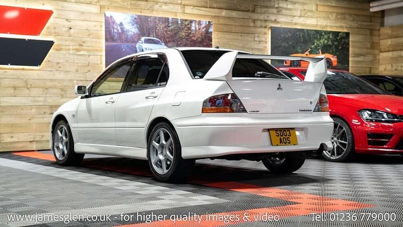 Used Mitsubishi Lancer 276 HP (202 kW) 2003 White Sedan