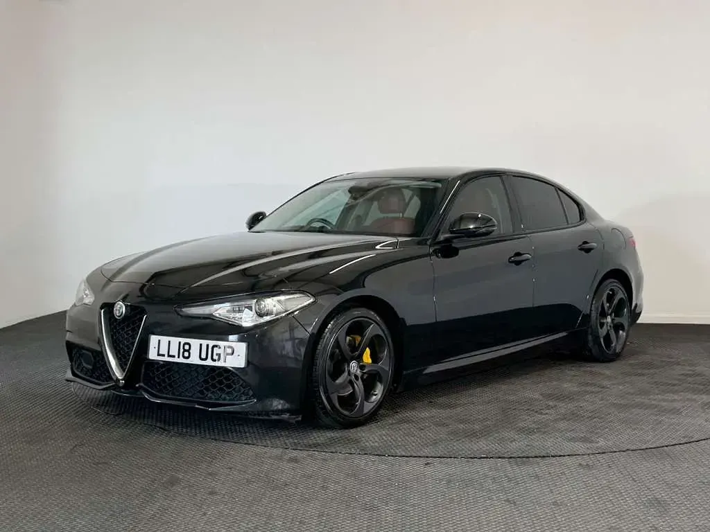 Used Alfa Romeo Giulia Saloon Edizione Speciale 2018 Black Sedan