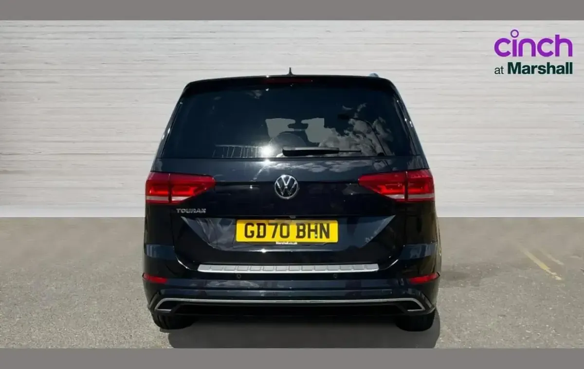 Used VW Touran R-line 150 HP (110 kW) 2020 Black MPV