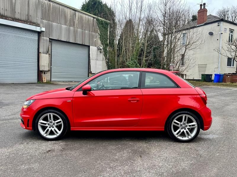 Used Audi A1 S-Line 86 HP (63 kW) 2014 Red Hatchback