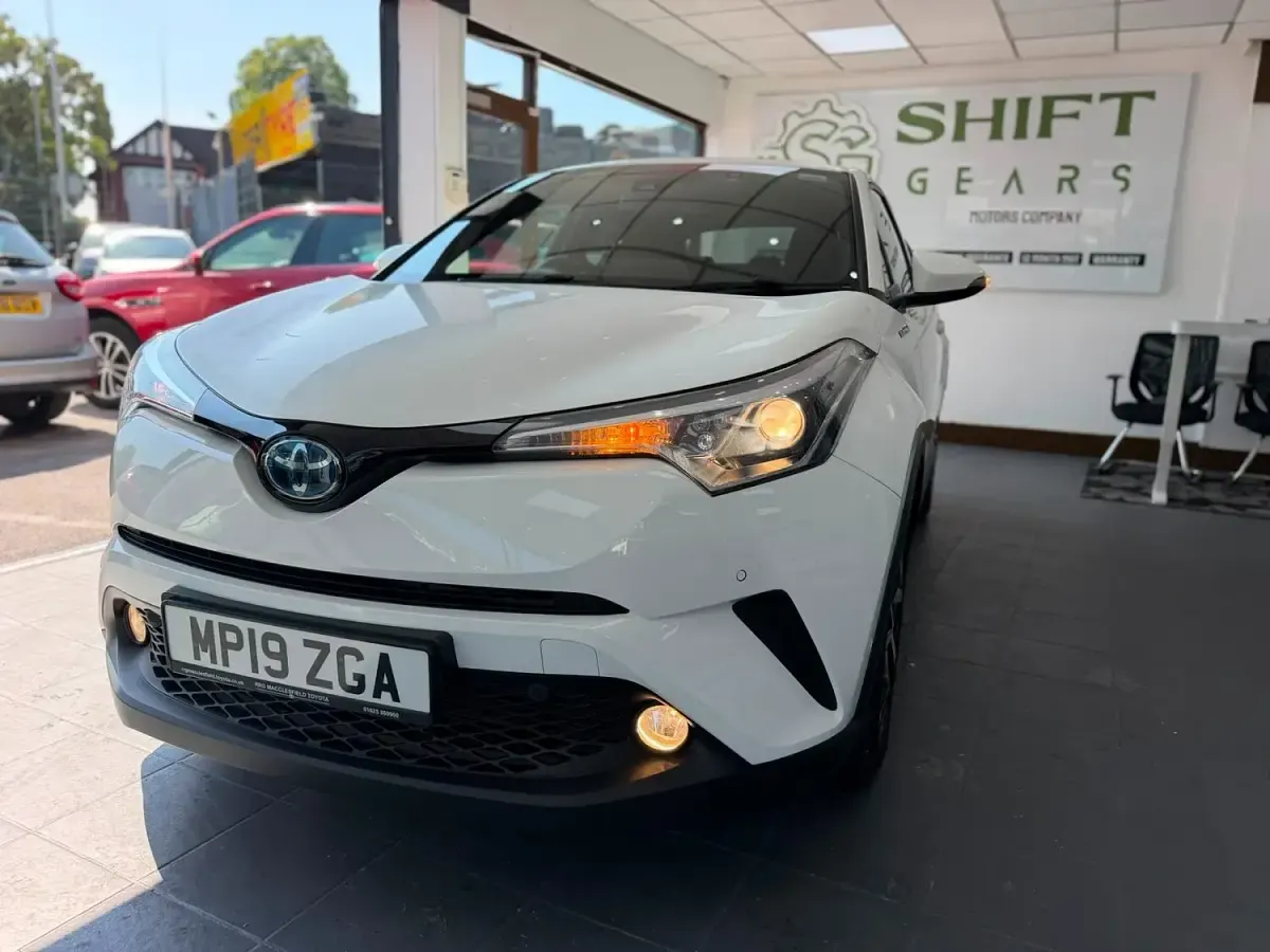 Used Toyota C-HR Design 2019 White SUV